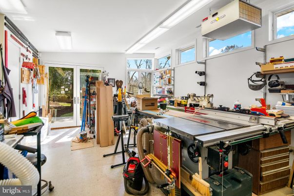 Game Room, Interior