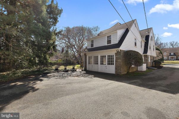 Exterior, Facade, Cape Cod