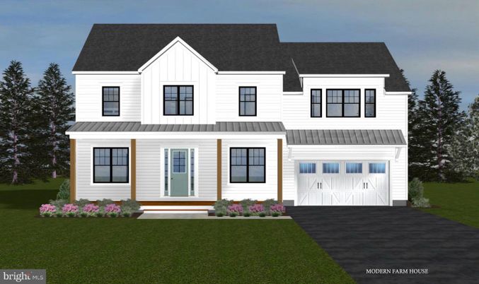Attached, Exterior, Facade, Farmhouse