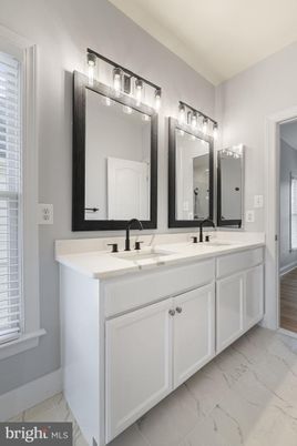 Bathroom, Dual Sink Vanities, Interior, Marble