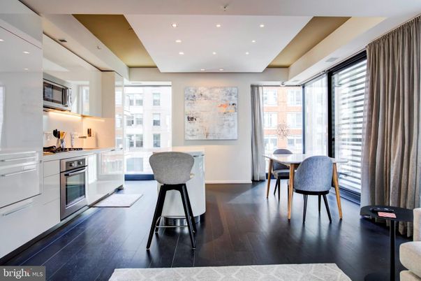 Dining room, Interior, Kitchen, Recessed Lighting, Wood Texture Flooring