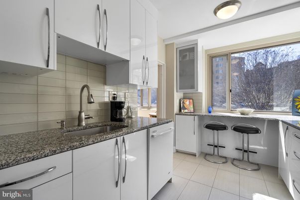 Interior, Kitchen, Pendant Lights