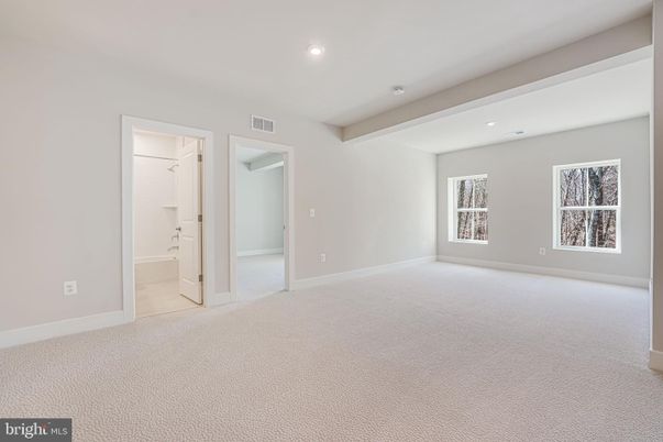 Empty room, Interior, Recessed Lighting