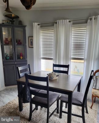 Dining room, Interior, Marble