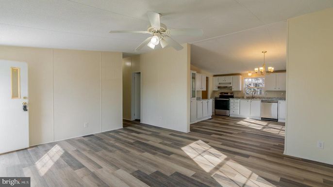 Chandelier, Empty room, Interior, Kitchen, Stainless Steel Appliances, Wood Texture Flooring