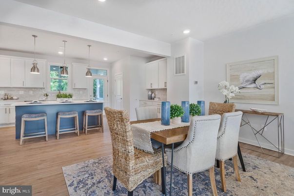 Dining room, Interior, Kitchen, Pendant Lights, Recessed Lighting, Wood Texture Flooring