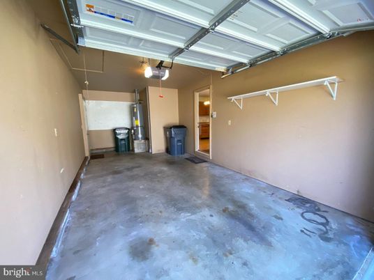 Garage, Interior, Washer