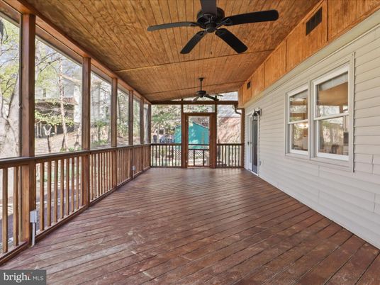 Interior, Sun Room, Wooden Ceilings, Wood Texture Flooring