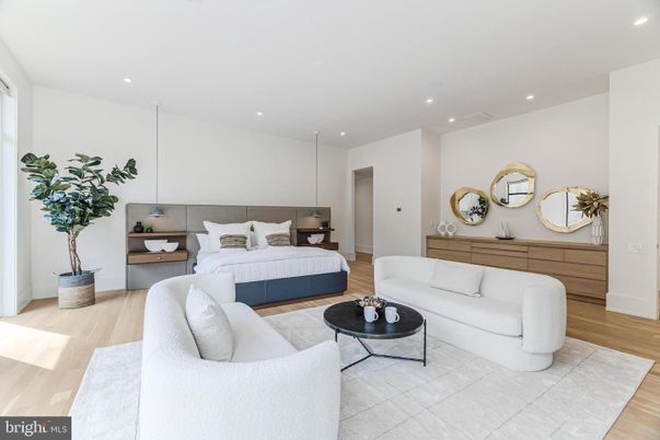 Bedroom, Interior, Living room, Pendant Lights, Recessed Lighting, Wood Texture Flooring