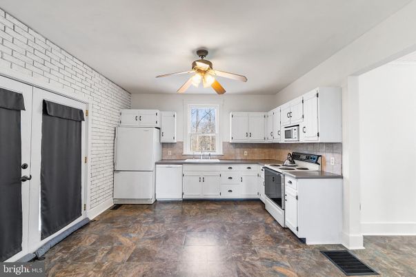 Interior, Kitchen, Stone Walls