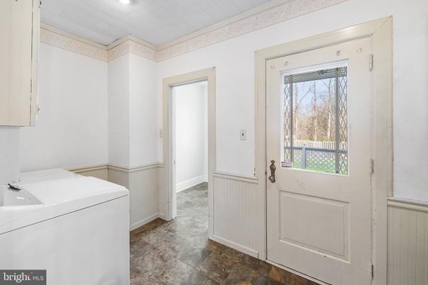 Interior, Washer