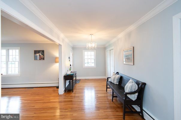 Chandelier, Interior, Wood Texture Flooring
