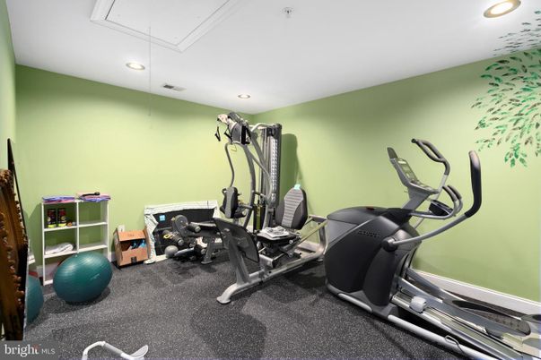Fitness Equipment, Interior, Recessed Lighting