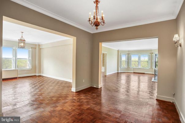 Chandelier, Empty room, Interior, Wood Texture Flooring