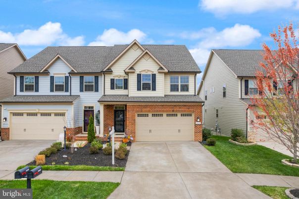 Attached, Exterior, Facade, Brick Facade, Farmhouse