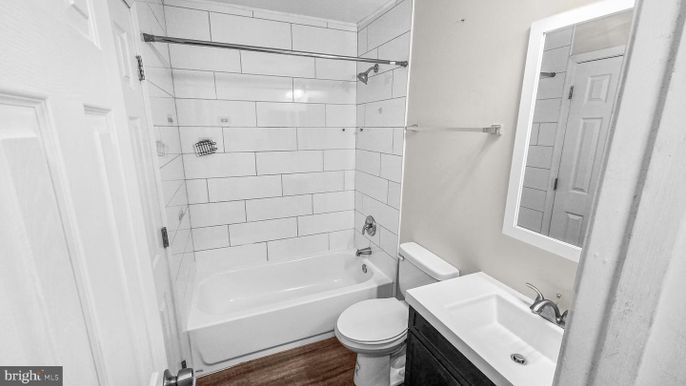 Bathroom, Interior, Wood Texture Flooring