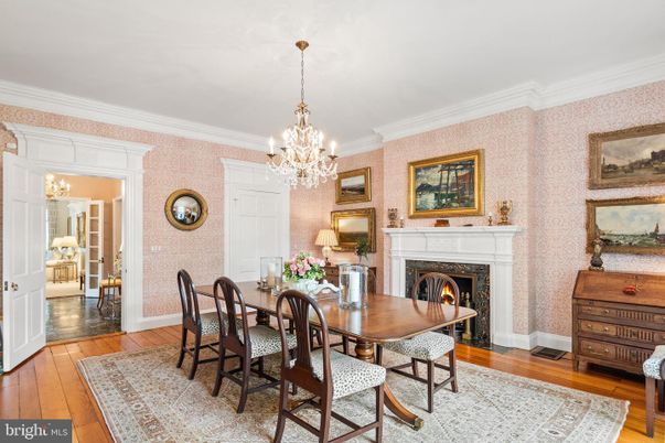 Chandelier, Dining room, Fireplace, Interior, Wood Texture Flooring