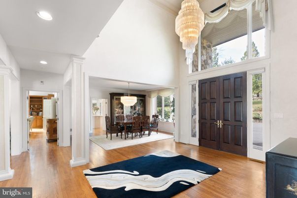 Chandelier, Dining room, Interior, Recessed Lighting, Wood Texture Flooring