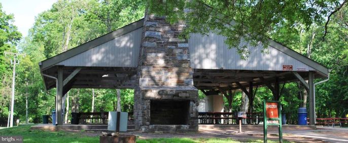 Exterior, Fireplace