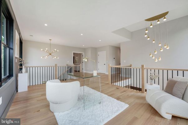 Interior, Pendant Lights, Recessed Lighting, Wood Texture Flooring