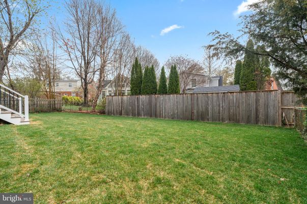 Backyard, Exterior