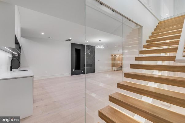 Interior, Pendant Lights, Recessed Lighting, Wood Texture Flooring