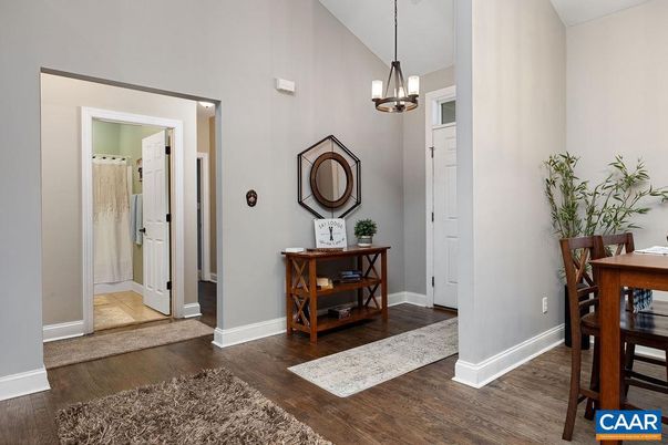 Interior, Pendant Lights, Wood Texture Flooring