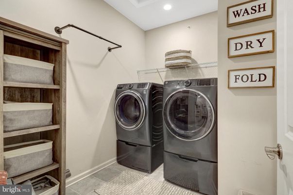 Interior, Recessed Lighting, Washer