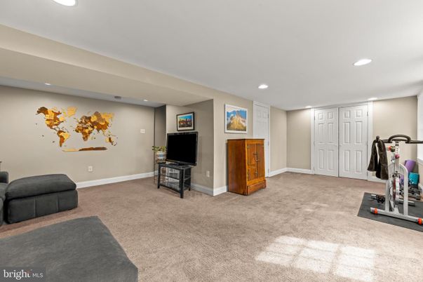 Fitness Equipment, Interior, Recessed Lighting