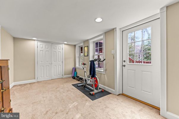 Fitness Equipment, Interior, Recessed Lighting