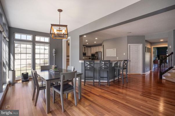 Dining room, Interior, Kitchen, Pendant Lights, Recessed Lighting, Wood Texture Flooring