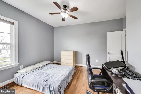 Bedroom, Home Office, Interior, Wood Texture Flooring