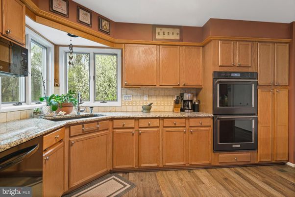 Interior, Kitchen, Pendant Lights, Wood Texture Flooring