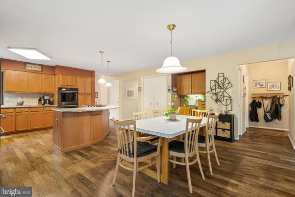 Dining room, Interior, Kitchen, Pendant Lights, Wood Texture Flooring