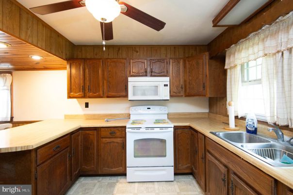 Interior, Kitchen, Recessed Lighting