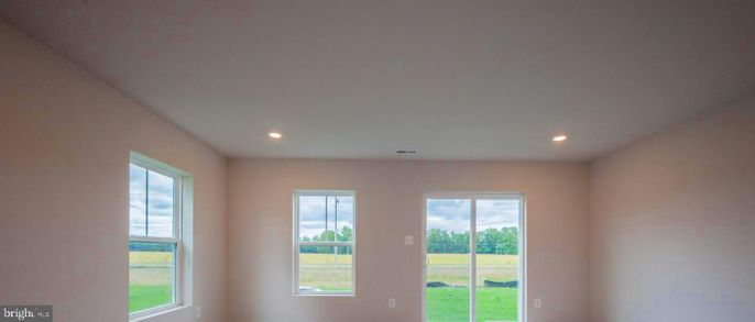 Empty room, Interior, Recessed Lighting