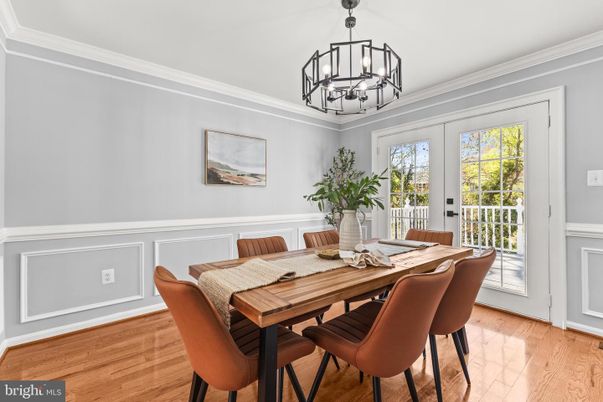 Chandelier, Dining room, Interior, Pendant Lights, Wood Texture Flooring