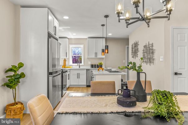 Interior, Kitchen, Pendant Lights, Recessed Lighting, Wood Texture Flooring