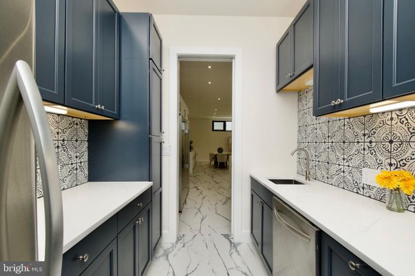 Interior, Kitchen, Marble, Recessed Lighting, Stainless Steel Appliances