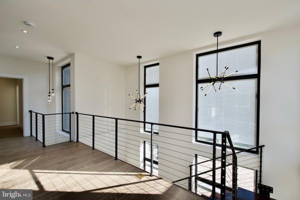 Interior, Pendant Lights, Recessed Lighting, Wood Texture Flooring