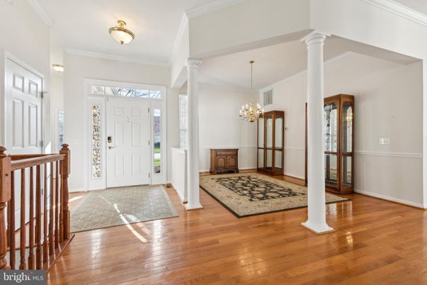 Chandelier, Interior, Wood Texture Flooring