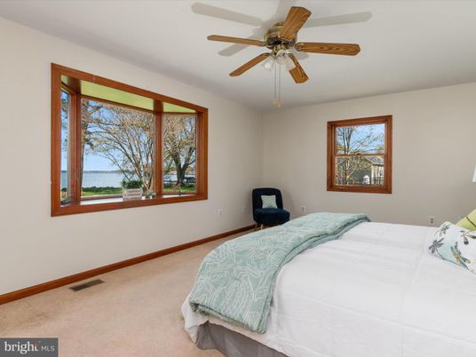 Bedroom, Interior, Water