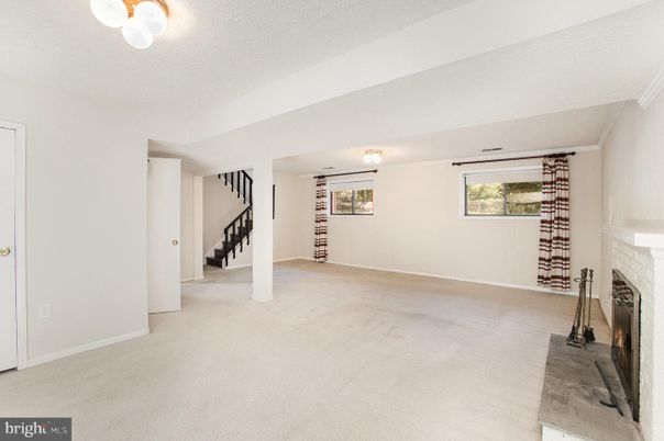 Empty room, Fireplace, Interior