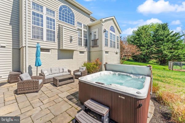 Backyard, Exterior, Hot Tub