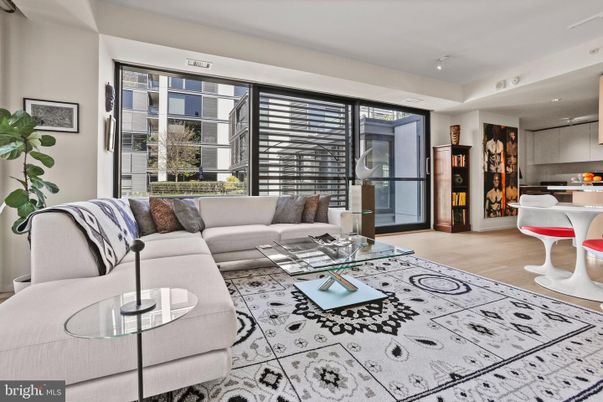 Interior, Kitchen, Living room, Recessed Lighting, Wood Texture Flooring