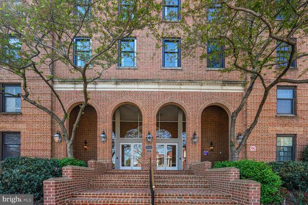 Exterior, Facade, Brick Facade, Rowhouse