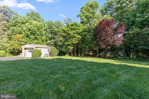 Backyard, Detached Garage, Exterior