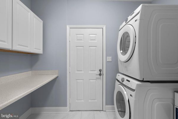 Interior, Marble, Utility Closets, Washer