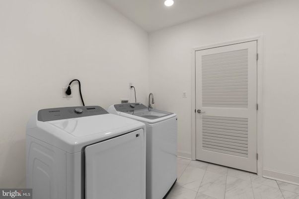 Interior, Recessed Lighting, Utility Closets, Washer