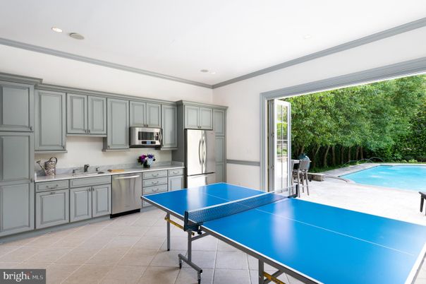 Game Room, Interior, Kitchen, Recessed Lighting, Stainless Steel Appliances
